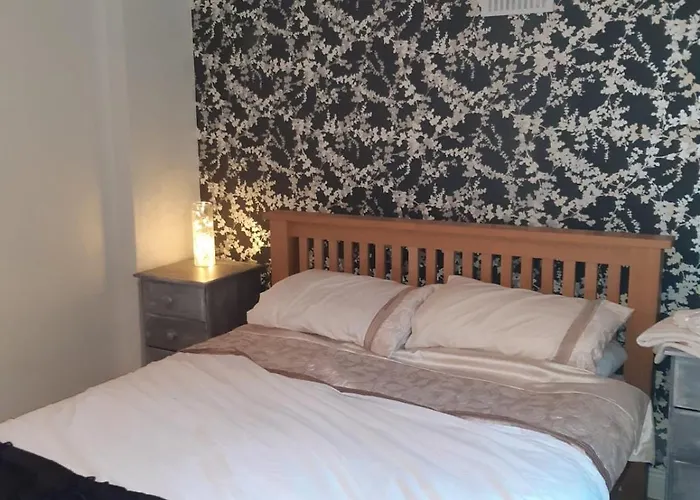 Mature 4 Bedroom With Relaxing Garden And Wonderful Views * Carlow