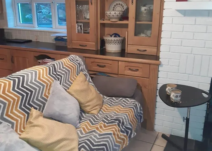 Hébergement de vacances Mature 4 Bedroom With Relaxing Garden And Wonderful Views *